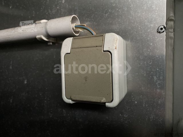 Imutyhjysäiliöauto IVECO Daily L4H3 3,0 Aut. *Kanal HD-Spüler* F&F