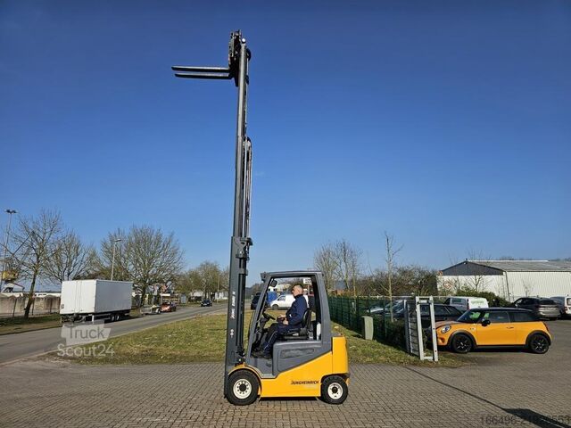 Gaffeltruck Jungheinrich EFG430K
