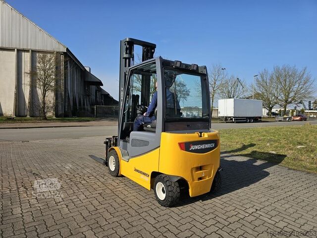 Gaffeltruck Jungheinrich EFG430K