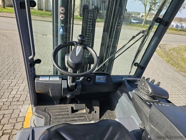 Gaffeltruck Jungheinrich EFG430K