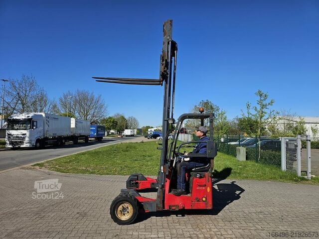 навантажувач Moffett M4-25.4