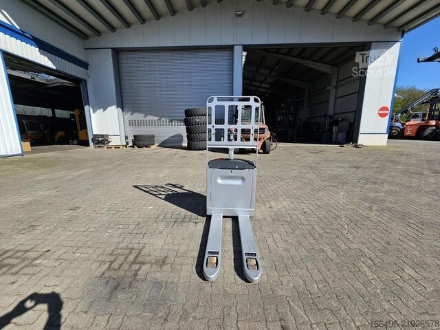 Transpallet manuale Still EXU16