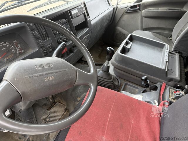 Camión volquete Isuzu F11.210 Kipper 4.30m Euro4