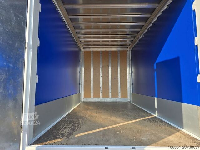 Plachtová dodávka Renault Master T35