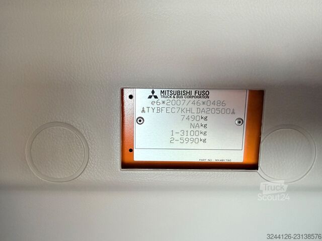 Pick-up furgons FUSO eCanter7C18e/200kmReichweite/L-Batterie/3Sitze