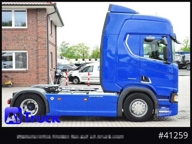 Standartinis vilkikas SCANIA R 520, V8  Retarder, Standklima,