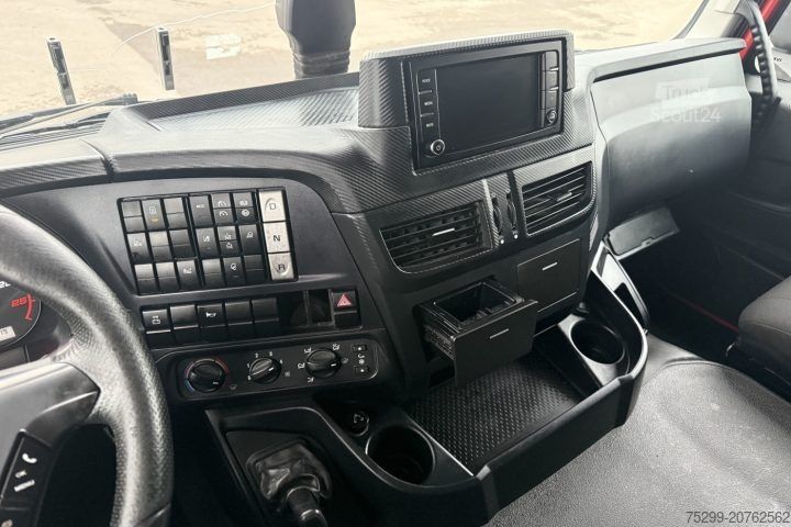 Standarta vilcējs Iveco 440X48T X-Way 4x4 Kipphydraulik / Swiss-Vehicle