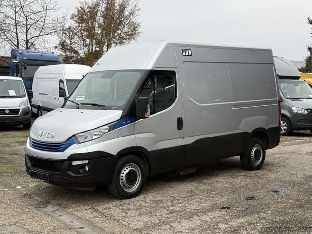 Fourgon surélevé IVECO Daily 35S14 CNG Erdgas Klimaaut. Sitzheizung
