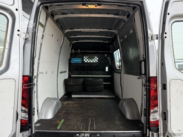 Fourgon surélevé IVECO Daily 35S14 CNG Erdgas Klimaaut. Sitzheizung