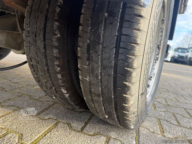 Furgone ribaltabile IVECO Daily 35C12 Kipper Zwillingsbereift RD3450