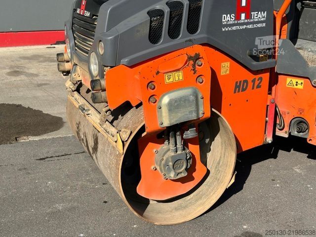 Enkeltrommelvals HAMM HD12 VV Tandemwalze mit Streuer