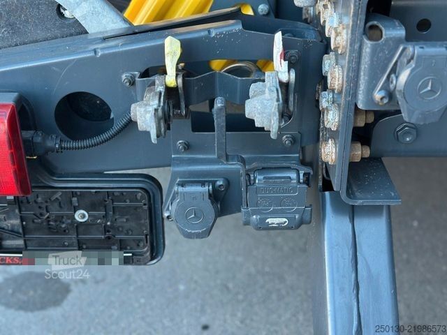 Düz kasa kamyon MERCEDES-BENZ Actros 2551 6x2 LL/PALFINGER+ Ackermann AH/ Glas