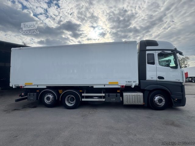 Camión caja MERCEDES-BENZ Actros2540/Fahrschule/BDF+Kofferbrücke/5-Sitze