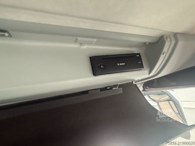 Autocarro de turismo SETRA S 411 HD  Final Edition 300 KW EZ 12/2013