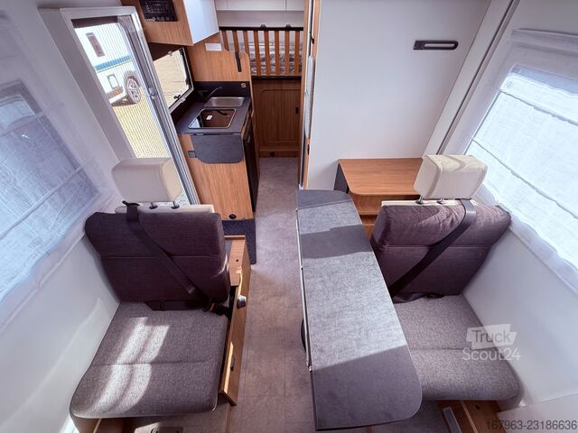 Teilintegriertes Wohnmobil CHAUSSON S614 Titanium Line `27