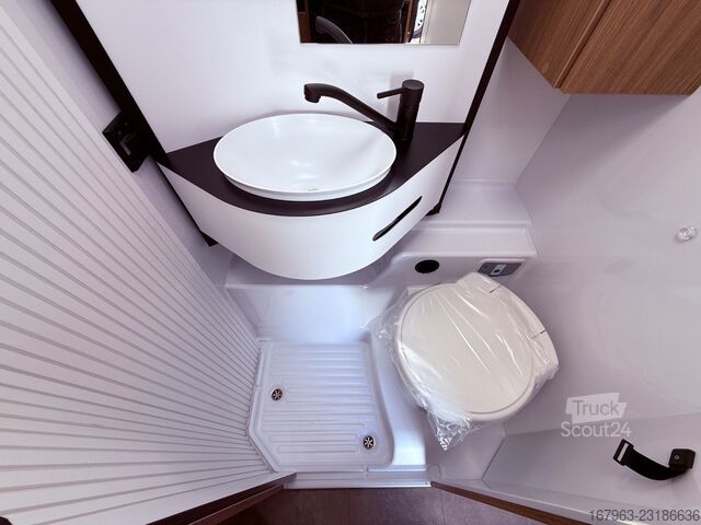 Teilintegriertes Wohnmobil CHAUSSON S614 Titanium Line `27