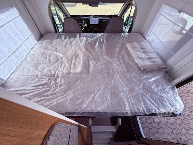 Teilintegriertes Wohnmobil CHAUSSON S614 Titanium Line `27