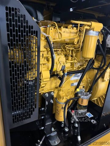 CAT DE88E0 - 88 kVA ģenerators - DPX-18012 Caterpillar DE88E0 - 88 kVA Generator - DPX-18012