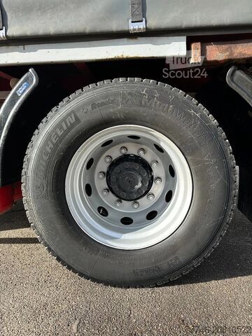Брезент DAF XF 106.440 DAF XF 106 440 BL 4x2 *SpaceCab *Pri...