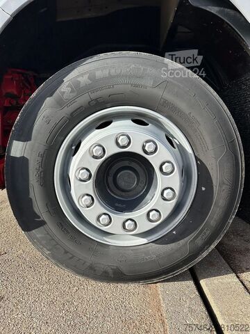 Брезент DAF XF 106.440 DAF XF 106 440 BL 4x2 *SpaceCab *Pri...