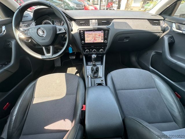 Мікроавтобус SKODA Octavia Combi 110kw DSG * LED * Teillder * Navi