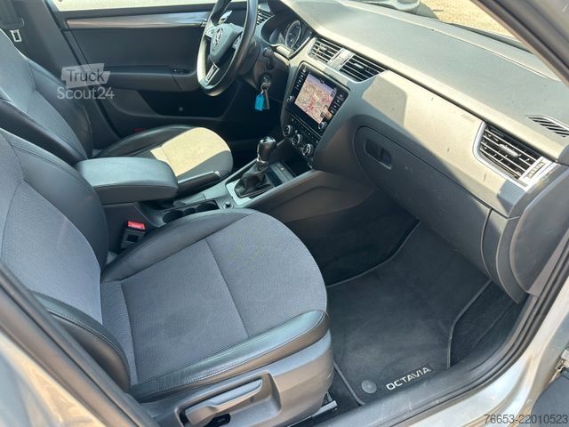 Мікроавтобус SKODA Octavia Combi 110kw DSG * LED * Teillder * Navi