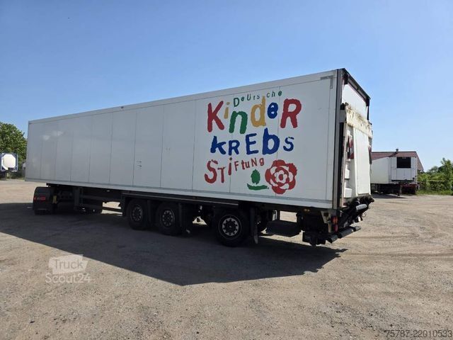Naczepa chłodnia SCHMITZ CARGOBULL Tiefkühler, 3 Kammern, Lenkachse, Carrier Vector
