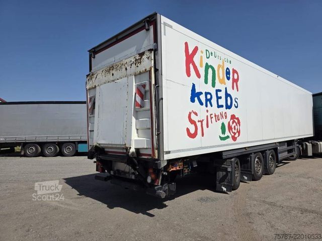 Naczepa chłodnia SCHMITZ CARGOBULL Tiefkühler, 3 Kammern, Lenkachse, Carrier Vector