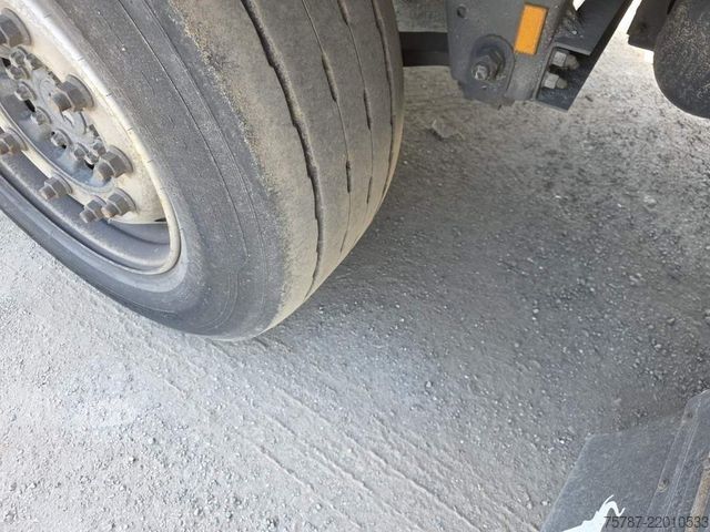 Naczepa chłodnia SCHMITZ CARGOBULL Tiefkühler, 3 Kammern, Lenkachse, Carrier Vector