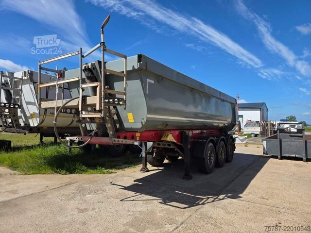 Semiremorcă basculantă SCHMITZ CARGOBULL ca. 26 cbm Hlabrund Hinterkipper, Lift