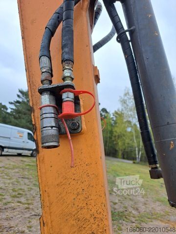 Міні-екскаватор CASE CX 30 C