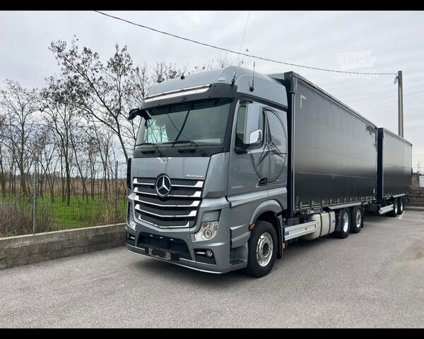Тягач MERCEDES-BENZ Actros IV - actros 2548 L Flat cab. . 2,5 Euro VI