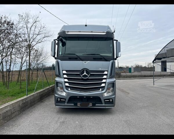 Тягач MERCEDES-BENZ Actros IV - actros 2548 L Flat cab. . 2,5 Euro VI