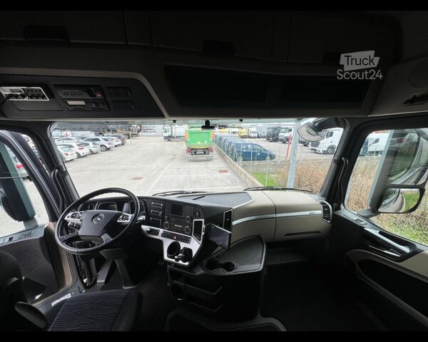 Véhicule tracteur MERCEDES-BENZ Actros IV - actros 2548 L Flat cab. . 2,5 Euro VI