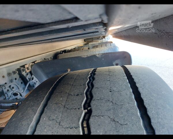 Тягач MERCEDES-BENZ Actros IV - actros 2548 L Flat cab. . 2,5 Euro VI