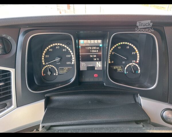 Тягач MERCEDES-BENZ Actros IV - actros 2548 L Flat cab. . 2,5 Euro VI