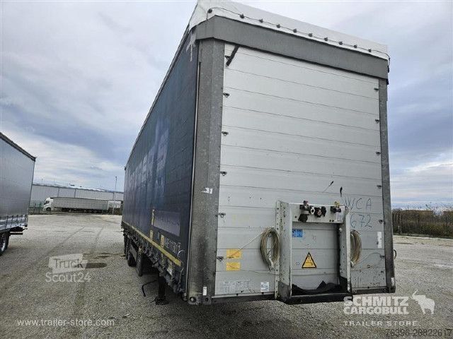 Semi-remorque bâchée Schmitz Cargobull Semitrailer Curtainsider Mega