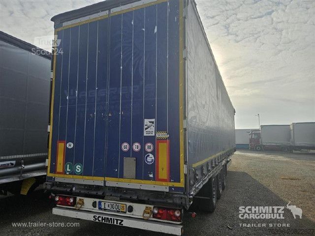 Semi-remorque bâchée Schmitz Cargobull Semitrailer Curtainsider Mega