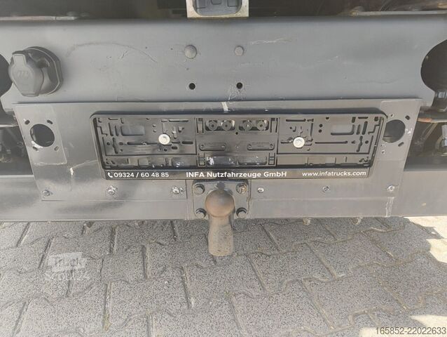 Furgone IVECO Daily 70C18 Getränke-Koffer LBW AHK 4x2 (20)