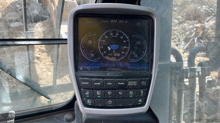 Tela-alustainen kaivinkone Hyundai HX520AL