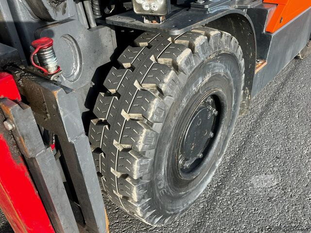 šakinis krautuvas Doosan G55C-7