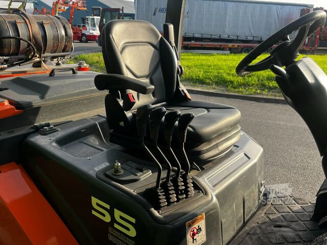 šakinis krautuvas Doosan G55C-7