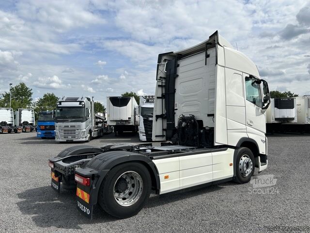 Стандартний тягач Volvo FH 460 4x2 Globetrotter Turbo Compound Standklima