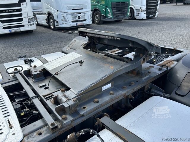 Cap tractor standard DAF XF 510 SSC LL Low höhenverstellbare Sattelkupplung