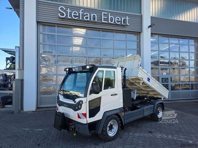 Multicar M31 4x4 basculante com tração integral, hidráulica, ar condicionado Multicar M31 4x4 Allrad-Kipper, Hydraulik, Klima