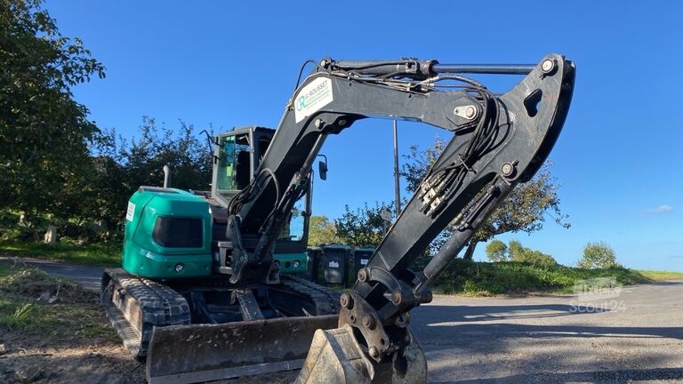 Excavator midi 7t - 12t Eurocomach Es 85 Zt with 3 buckets