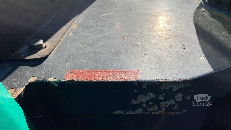 Excavator midi 7t - 12t Eurocomach Es 85 Zt with 3 buckets