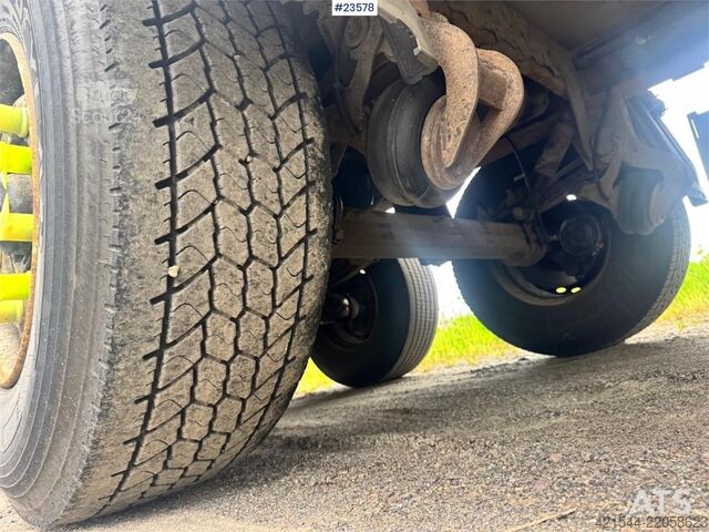 Koffert Krone refrigerated box semi-trailer – faulty