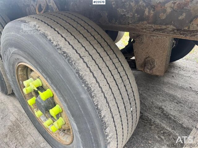 Koffert Krone refrigerated box semi-trailer – faulty