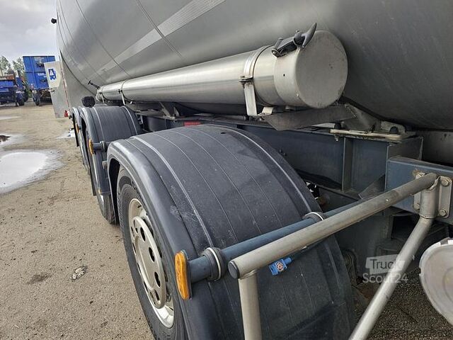 Depósito Magyar S43 EDD | MILK/ FOODSTUFF | 36000 LTR | 2  STEE...